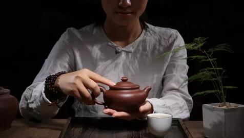 茶香满屋，茶饮功效与搭配技巧