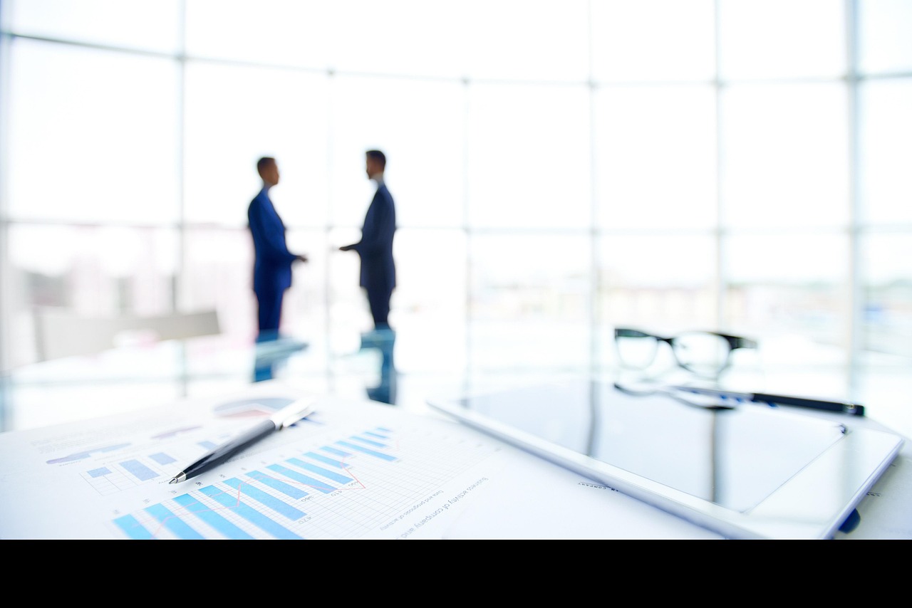 已绑卡实名账号:实名账号与网络用户画像