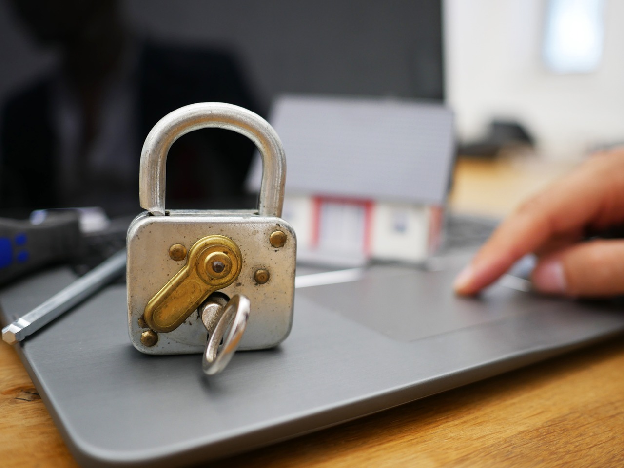 DDOS压力测试|如何在黑客入侵后减轻损失